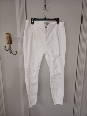 refuge+ White Stretch Skinny Jeans